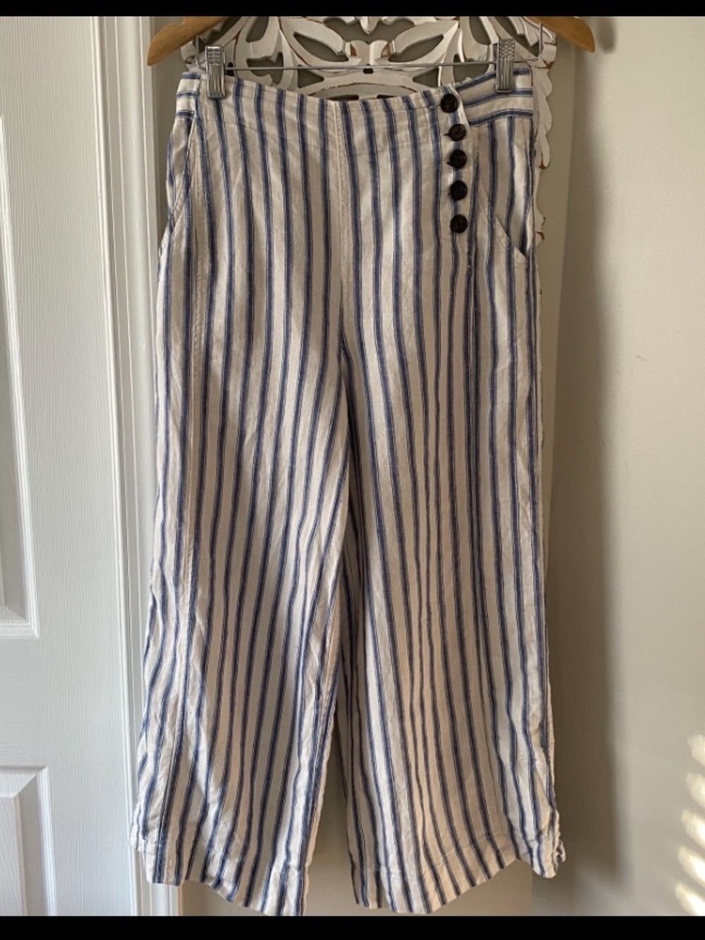 Tahari Linen Blend Stripec Wide Leg Cropped Pants S Beach Boho Coastal Neutral